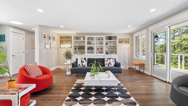 2710 W Regina Ln, Spokane, WA 99218