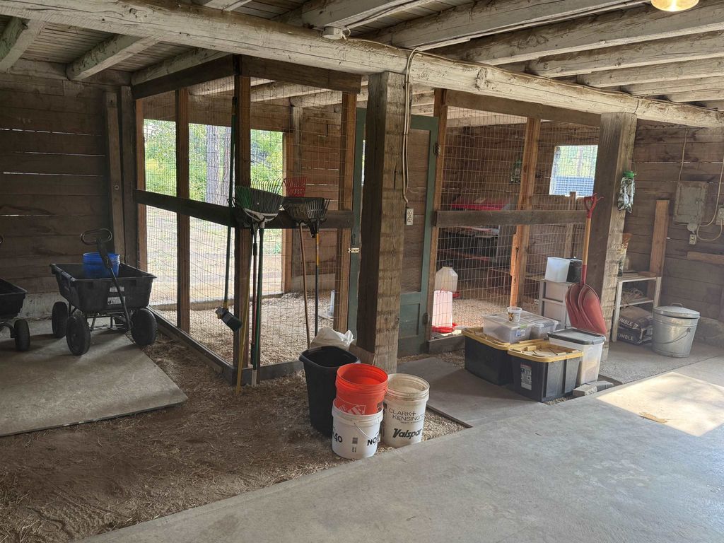 2710 W Regina Ln, Spokane, WA 99218 photo 44