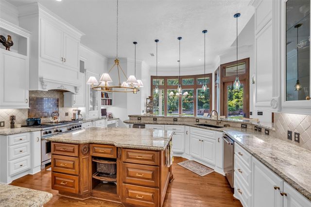 10478 River Ridge Lane, Conroe, TX 77304