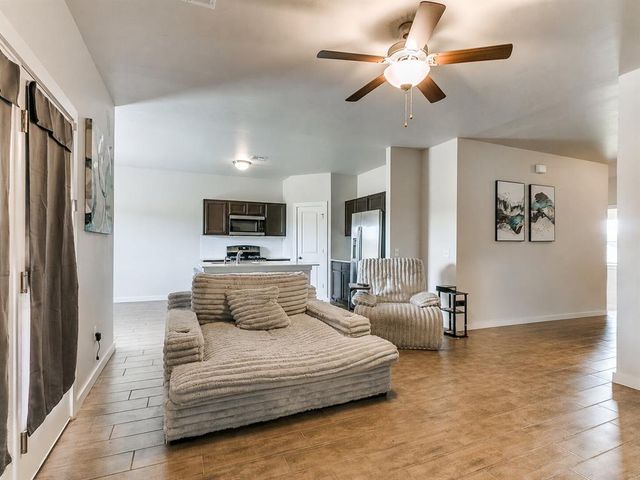 12980 Huntington Drive, Edmond, OK 73025