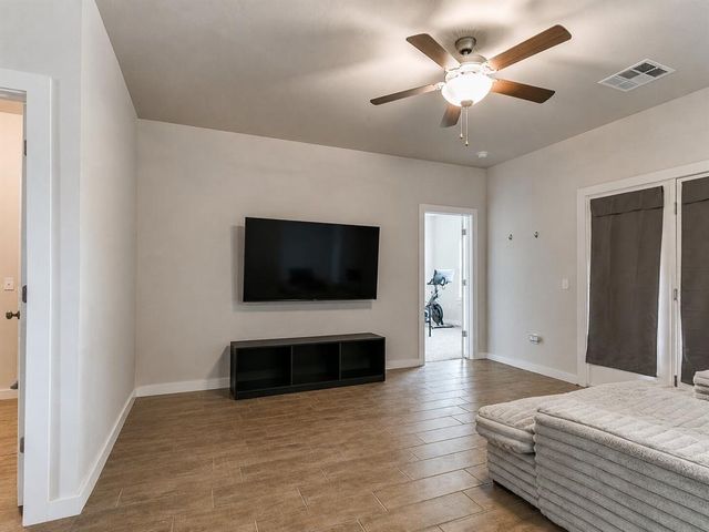 12980 Huntington Drive, Edmond, OK 73025