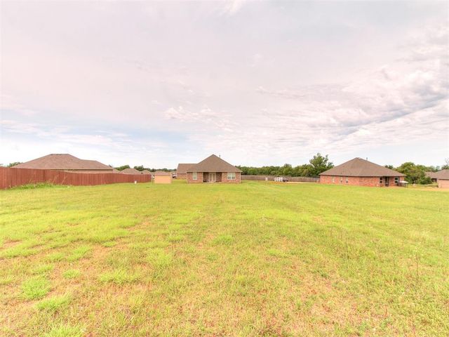 12980 Huntington Drive, Edmond, OK 73025