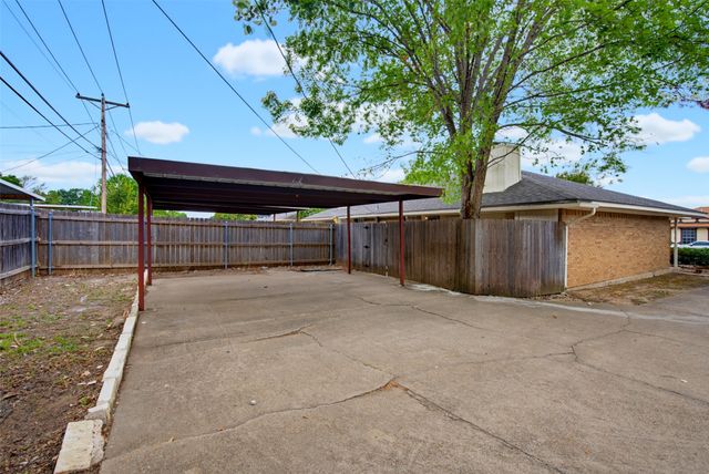 2323 Lido Lane, Arlington, TX 76015
