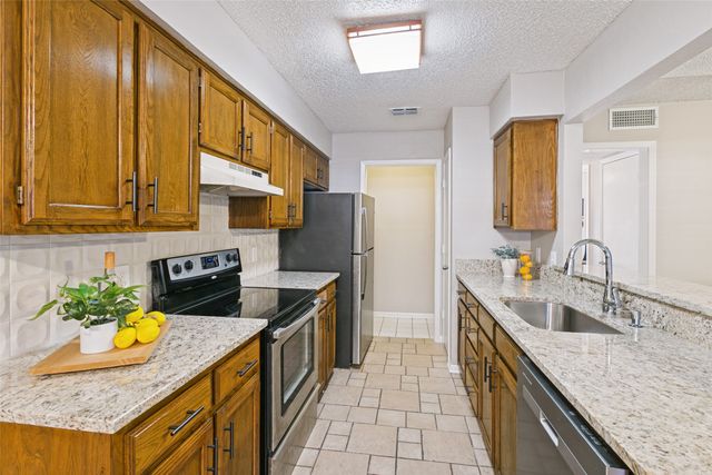 2323 Lido Lane, Arlington, TX 76015