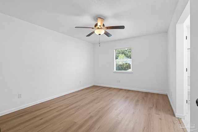 417 Tallow Tree Dr, Pensacola, FL 32506