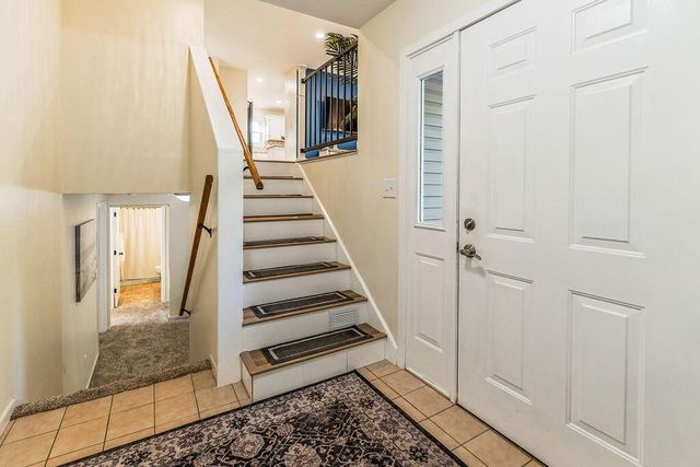 N5273 Clover COURT, Onalaska, WI 54650