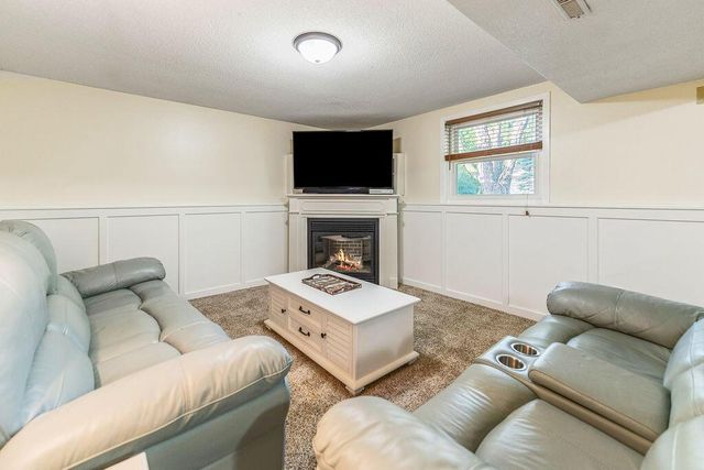 N5273 Clover COURT, Onalaska, WI 54650