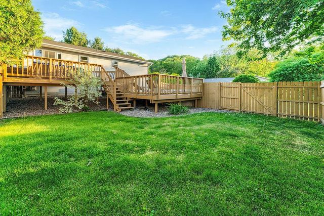 N5273 Clover COURT, Onalaska, WI 54650