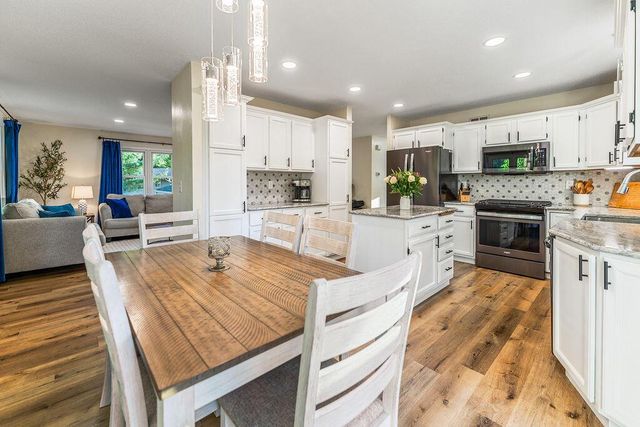 N5273 Clover COURT, Onalaska, WI 54650