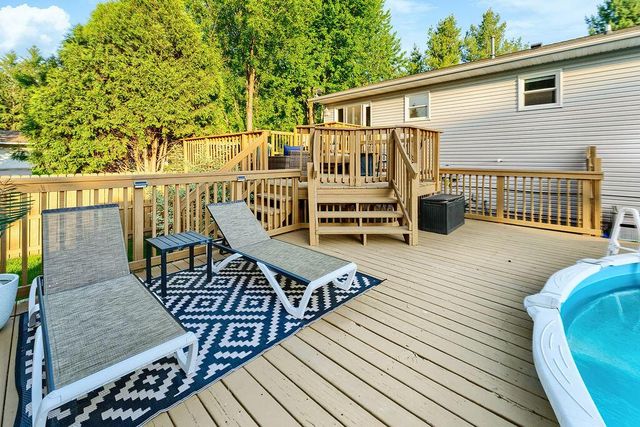 N5273 Clover COURT, Onalaska, WI 54650