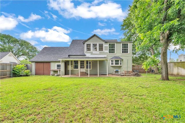 1216 N Penelope Street, Belton, TX 76513