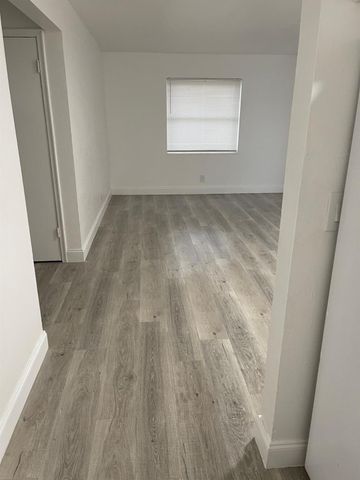 1245 W 35th Street 2, Riviera Beach, FL 33404