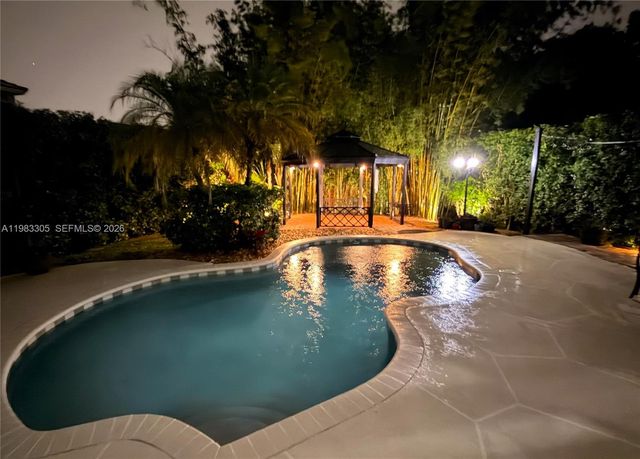 4150 NW 62nd Dr, Coconut Creek, FL 33073