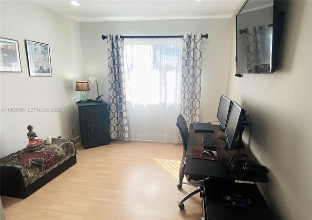 4150 NW 62nd Dr, Coconut Creek, FL 33073