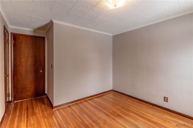 194 Boncroft Drive Lower, West Seneca, NY 14224