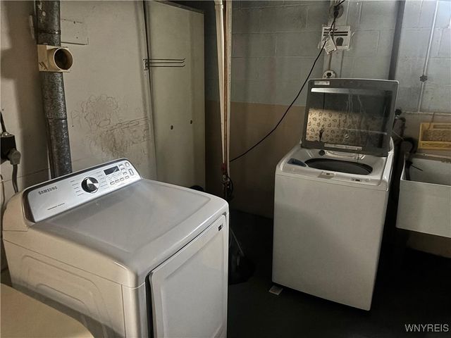 194 Boncroft Drive Lower, West Seneca, NY 14224