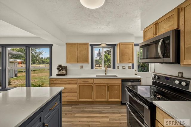 5444 E Rockwood Avenue, Iona, ID 83427