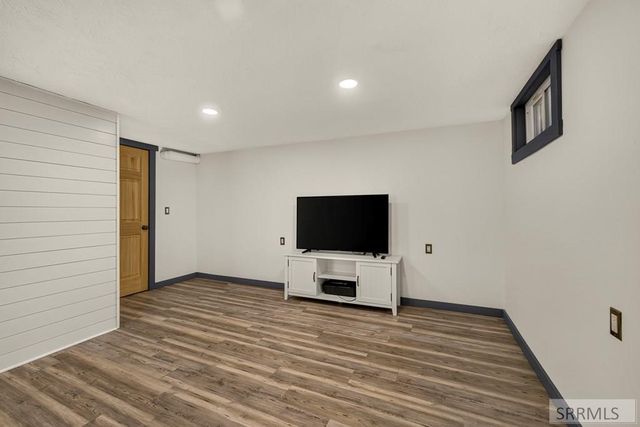 5444 E Rockwood Avenue, Iona, ID 83427