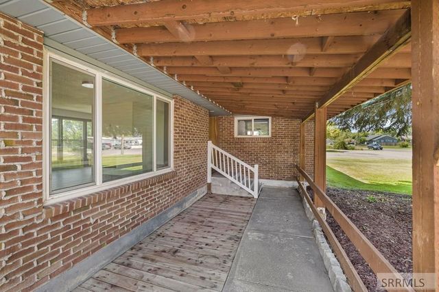 5444 E Rockwood Avenue, Iona, ID 83427