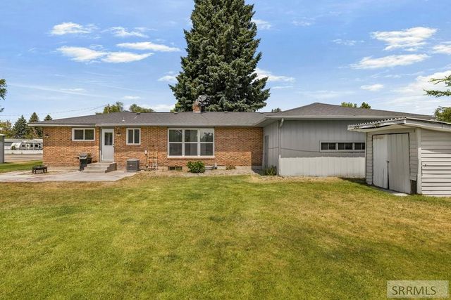 5444 E Rockwood Avenue, Iona, ID 83427