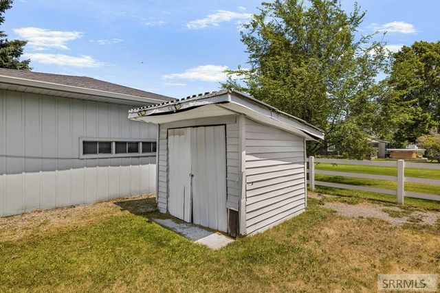 5444 E Rockwood Avenue, Iona, ID 83427