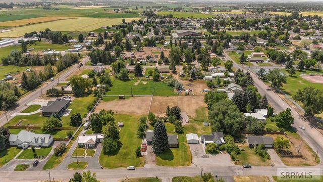 5444 E Rockwood Avenue, Iona, ID 83427