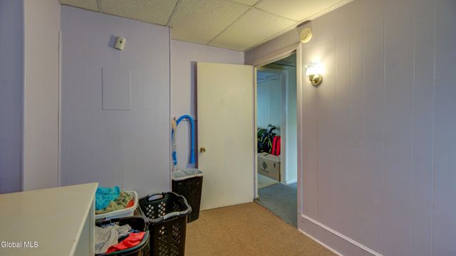 16 E 11th Avenue, Gloversville, NY 12078