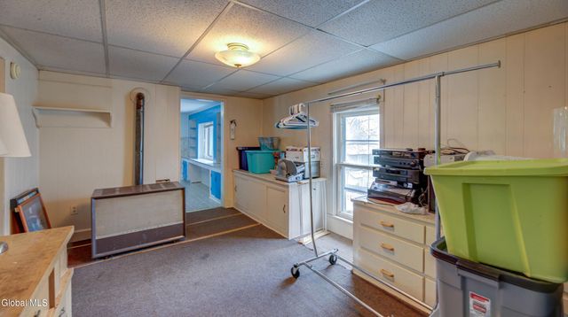 16 E 11th Avenue, Gloversville, NY 12078