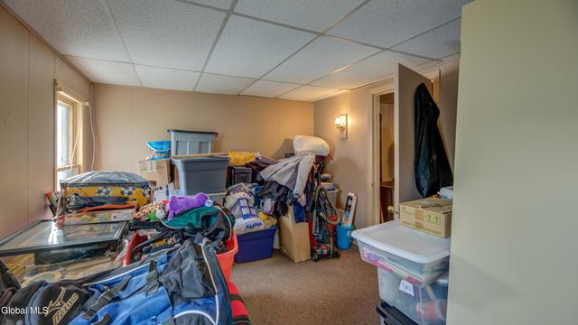 16 E 11th Avenue, Gloversville, NY 12078