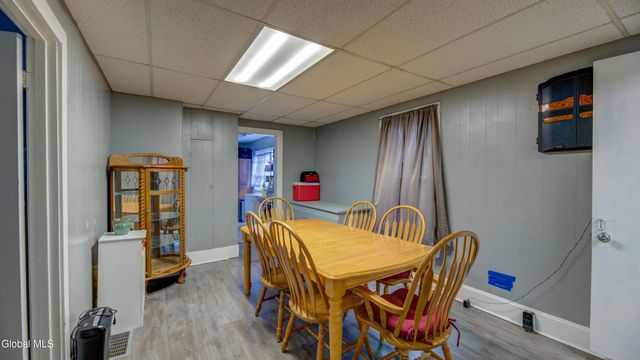 16 E 11th Avenue, Gloversville, NY 12078