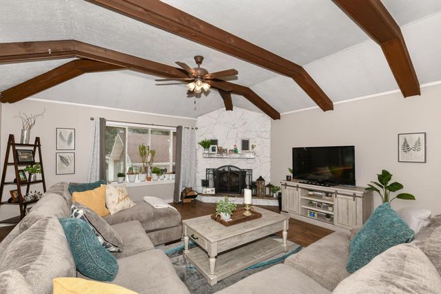 619 Phoenix STREET, Delavan, WI 53115