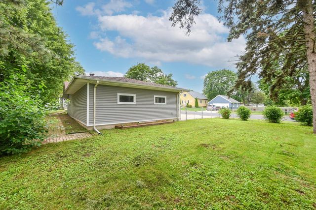619 Phoenix STREET, Delavan, WI 53115