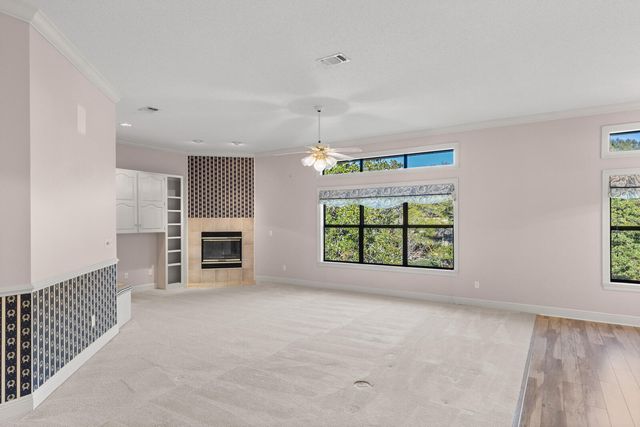 629 Carr Drive, Niceville, FL 32578