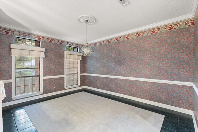 629 Carr Drive, Niceville, FL 32578