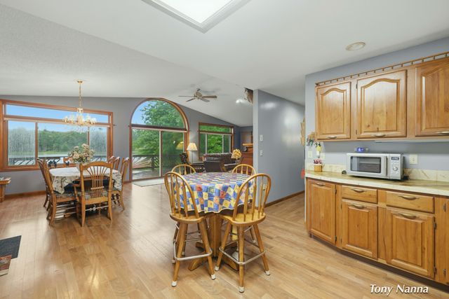 1318 E White Lake Drive, Twin Lake, MI 49457