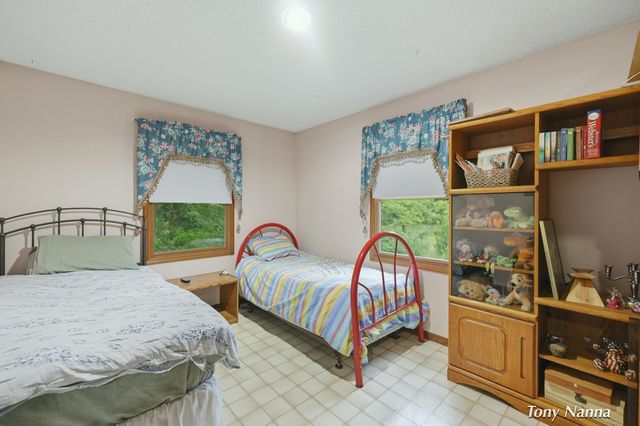 1318 E White Lake Drive, Twin Lake, MI 49457