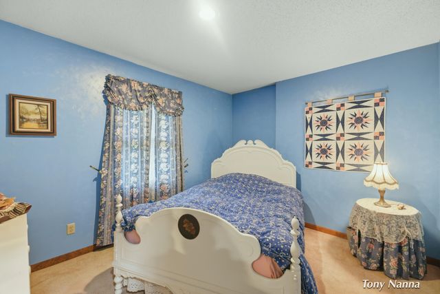 1318 E White Lake Drive, Twin Lake, MI 49457