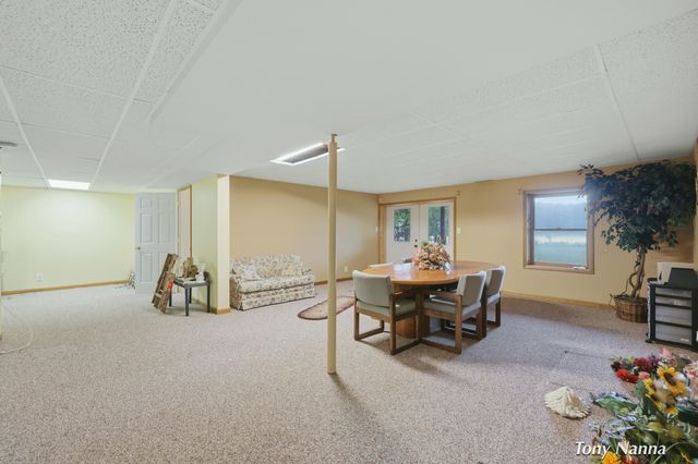 1318 E White Lake Drive, Twin Lake, MI 49457