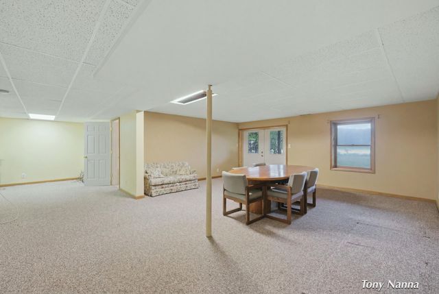1318 E White Lake Drive, Twin Lake, MI 49457