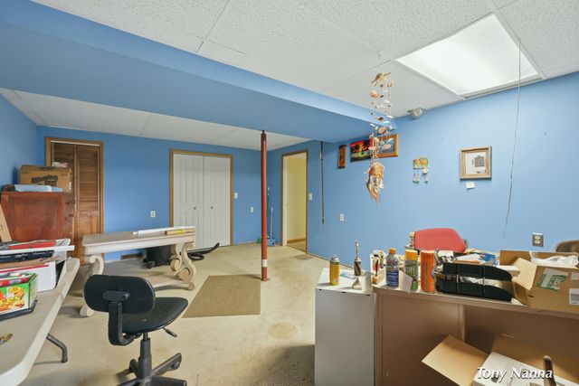 1318 E White Lake Drive, Twin Lake, MI 49457