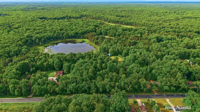 1318 E White Lake Drive, Twin Lake, MI 49457