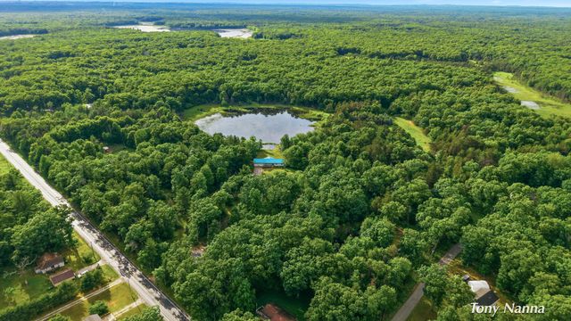 1318 E White Lake Drive, Twin Lake, MI 49457