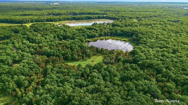 1318 E White Lake Drive, Twin Lake, MI 49457