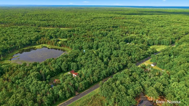 1318 E White Lake Drive, Twin Lake, MI 49457