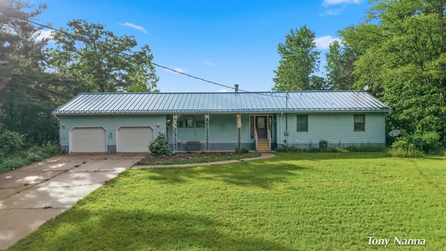 1318 E White Lake Drive, Twin Lake, MI 49457