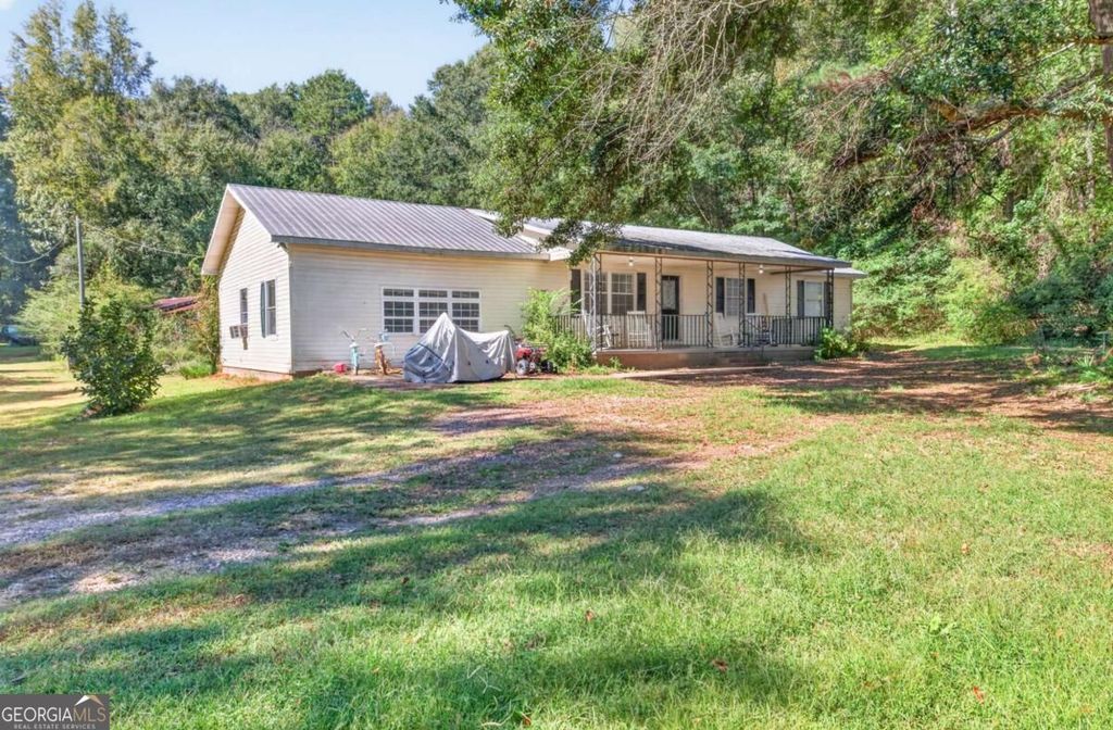 330 W Ridgeway Road, Maysville, GA 30558 — photo 2