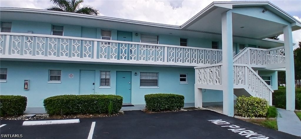1207 Tropic TER, North Fort Myers, FL 33903