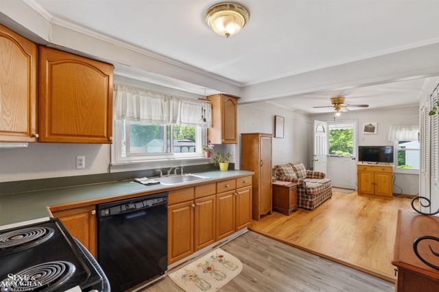 29719 Maplegrove Street, Saint Clair Shores, MI 48082