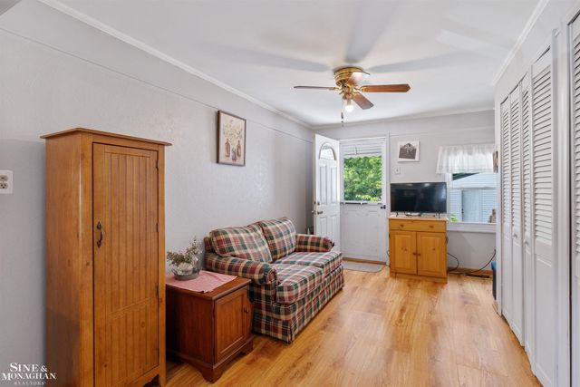 29719 Maplegrove Street, Saint Clair Shores, MI 48082