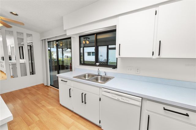 3130 PRAIRIE DUNES CIRCLE W, Lakeland, FL 33810